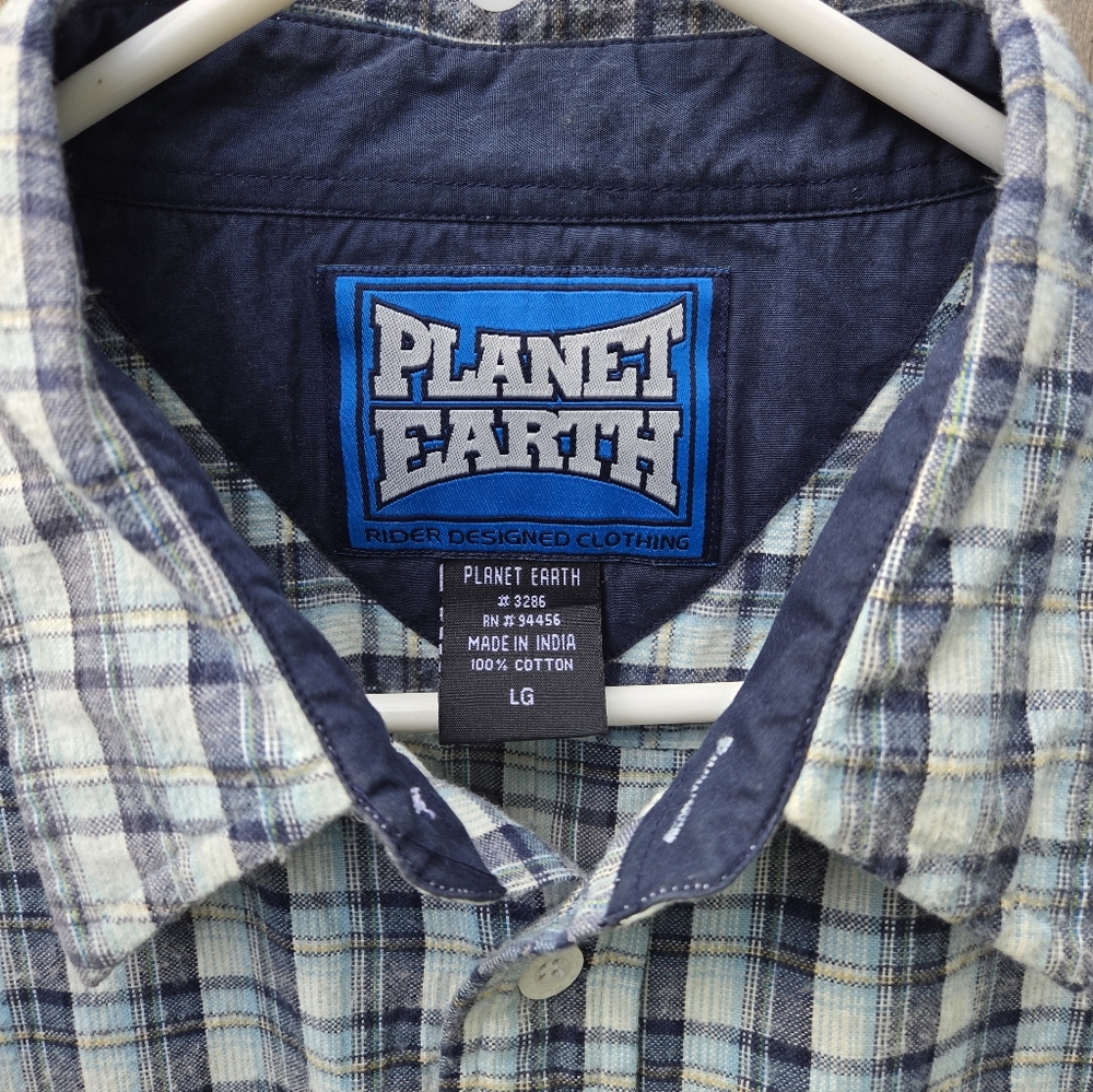 Planet Earth Vintage Flannel Shirt View 4